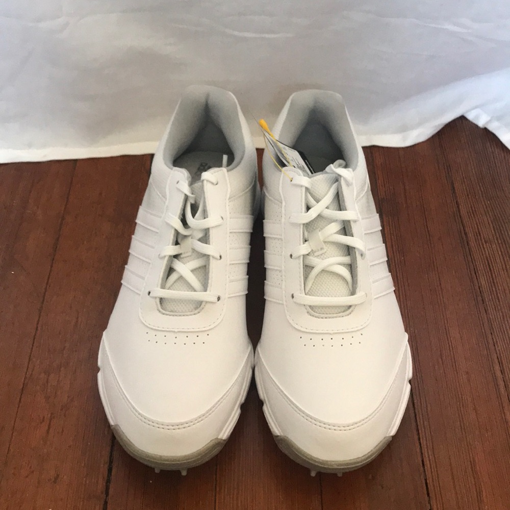 BRAND NEW! Golf shoes